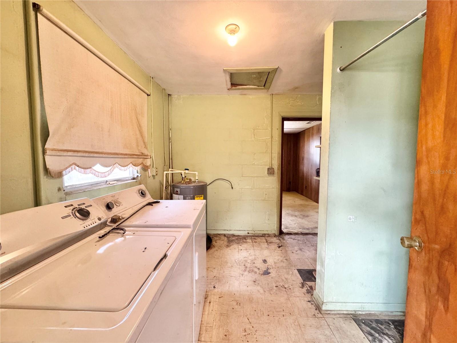 Image 33 of 40 For 137 Lowell Road