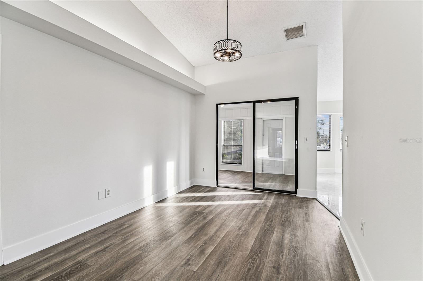 Image 41 of 100 For 1734 Rumar Lane