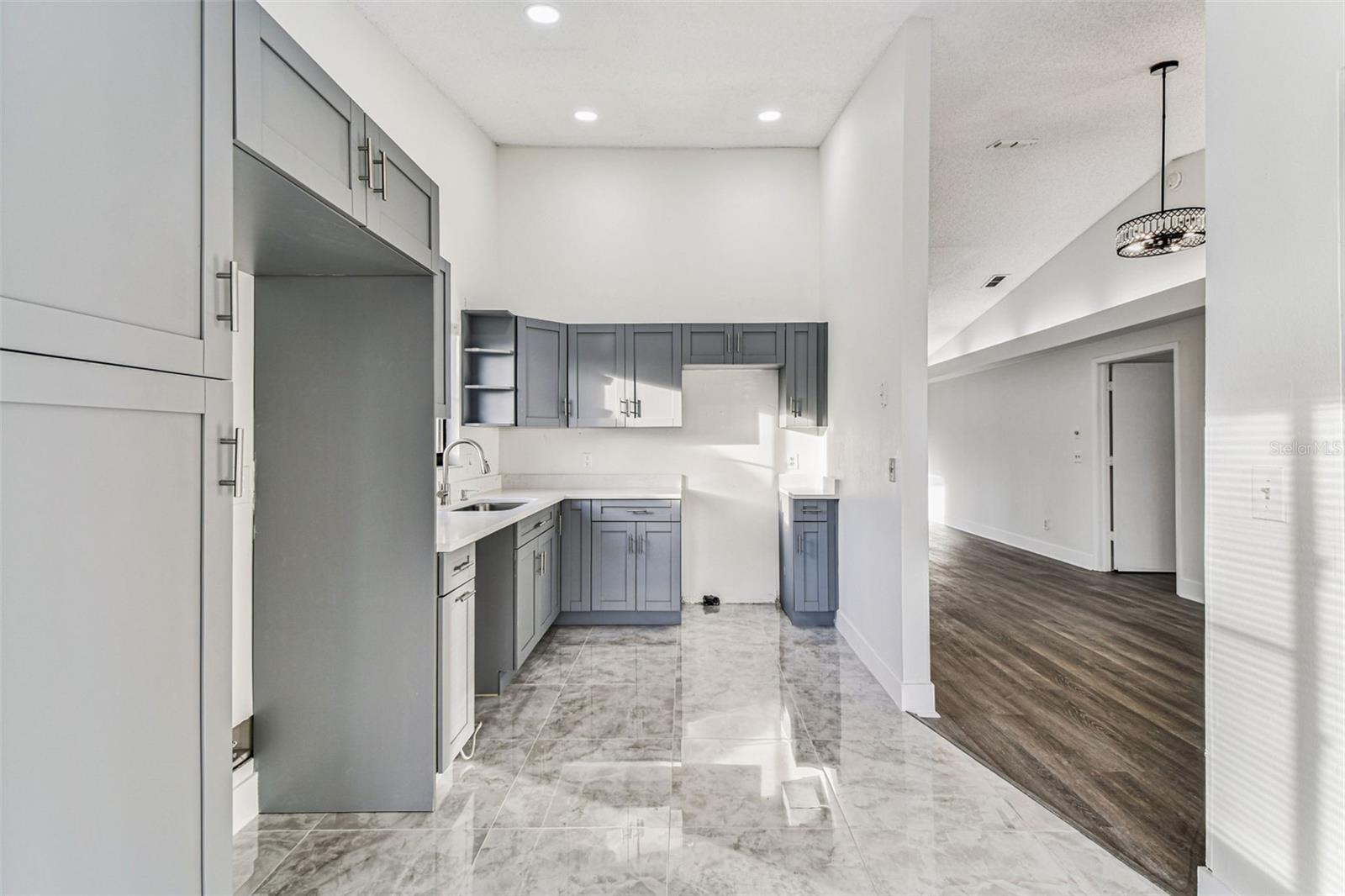 Image 45 of 100 For 1734 Rumar Lane