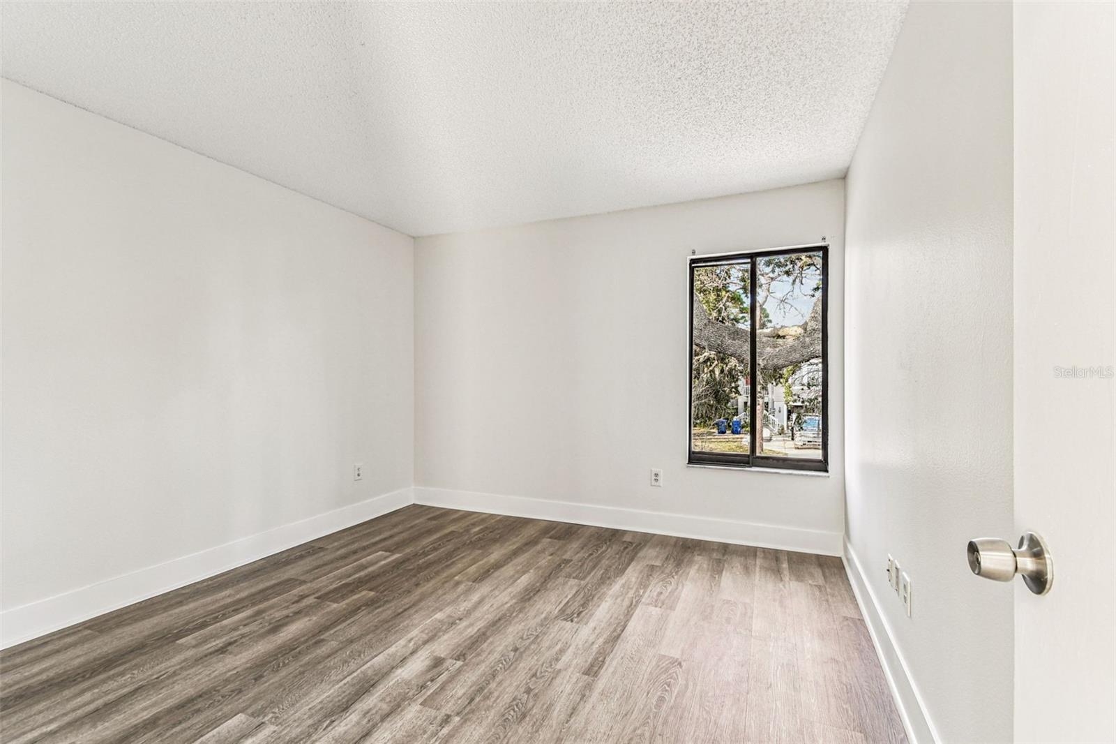 Image 68 of 100 For 1734 Rumar Lane