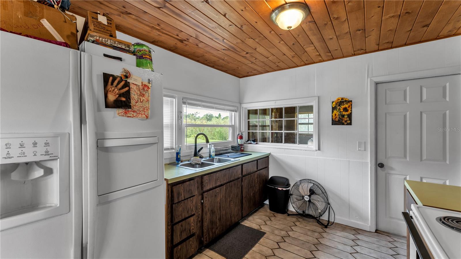 Image 16 of 47 For 809 Canal Street