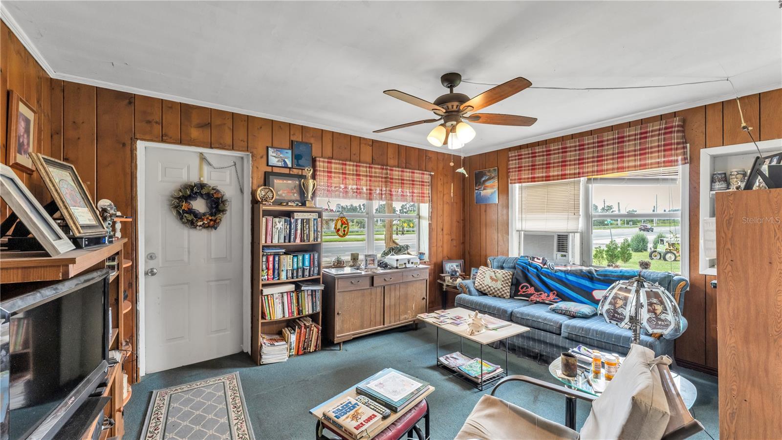 Image 28 of 47 For 809 Canal Street