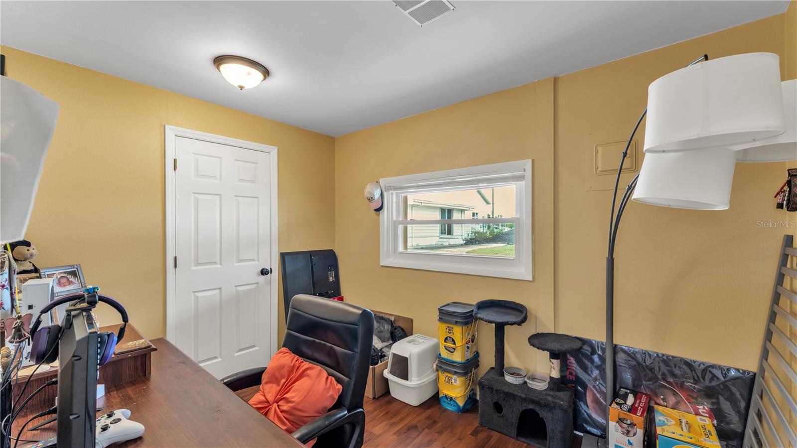 Image 5 of 47 For 809 Canal Street