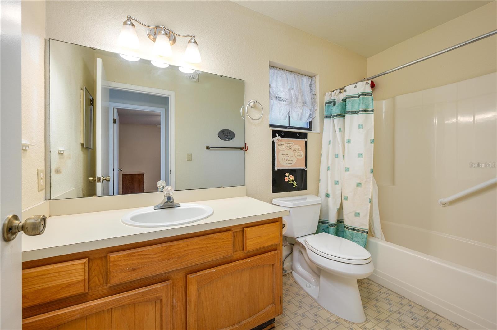 Image 20 of 26 For 41 20th Street 10