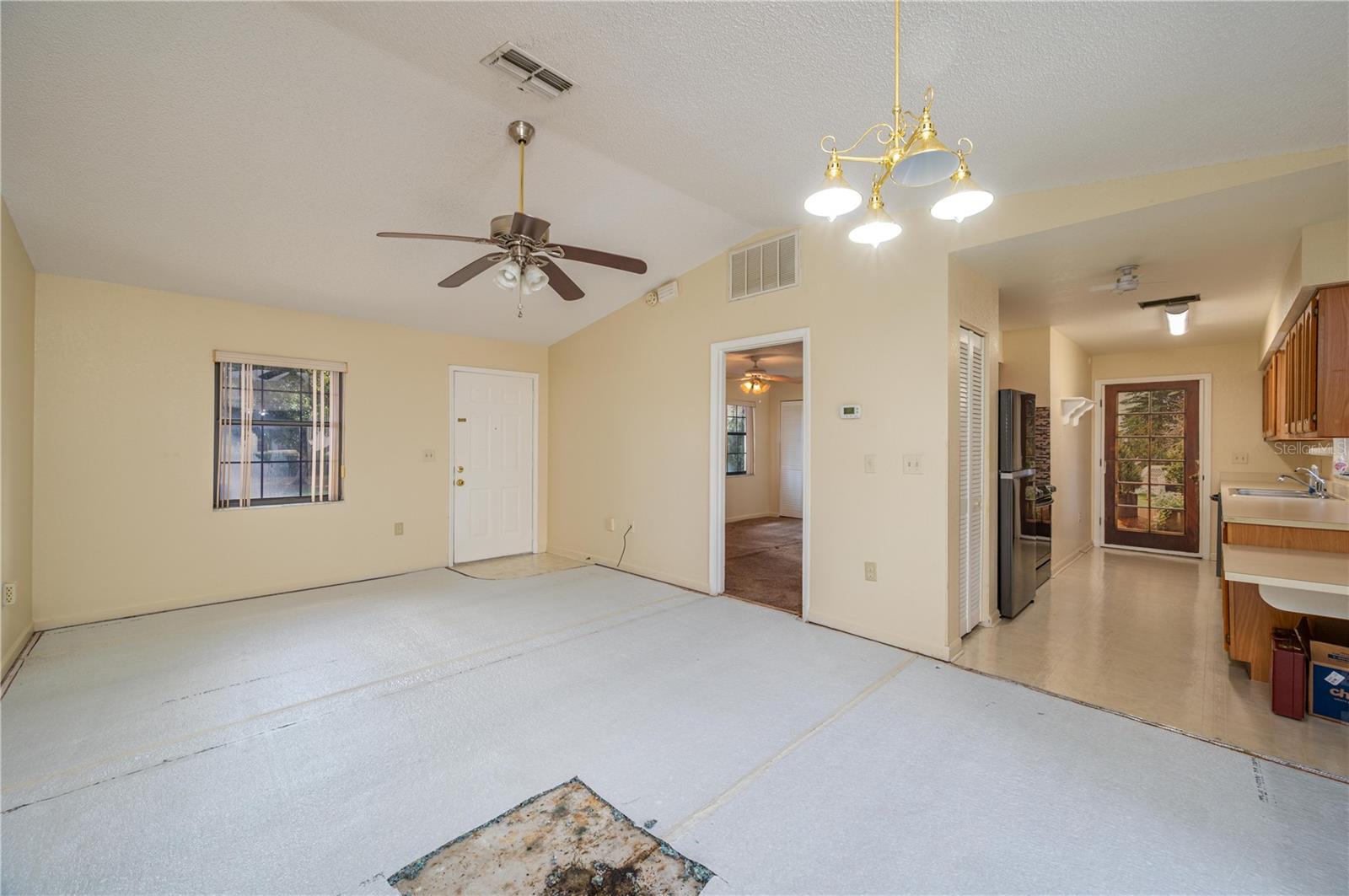 Image 7 of 26 For 41 20th Street 10