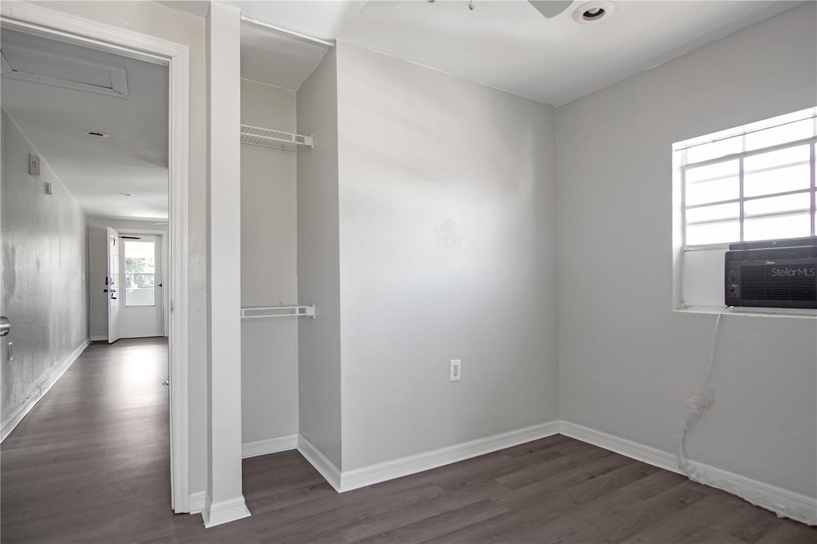 Image 11 of 20 For 1002 Avenue E 4