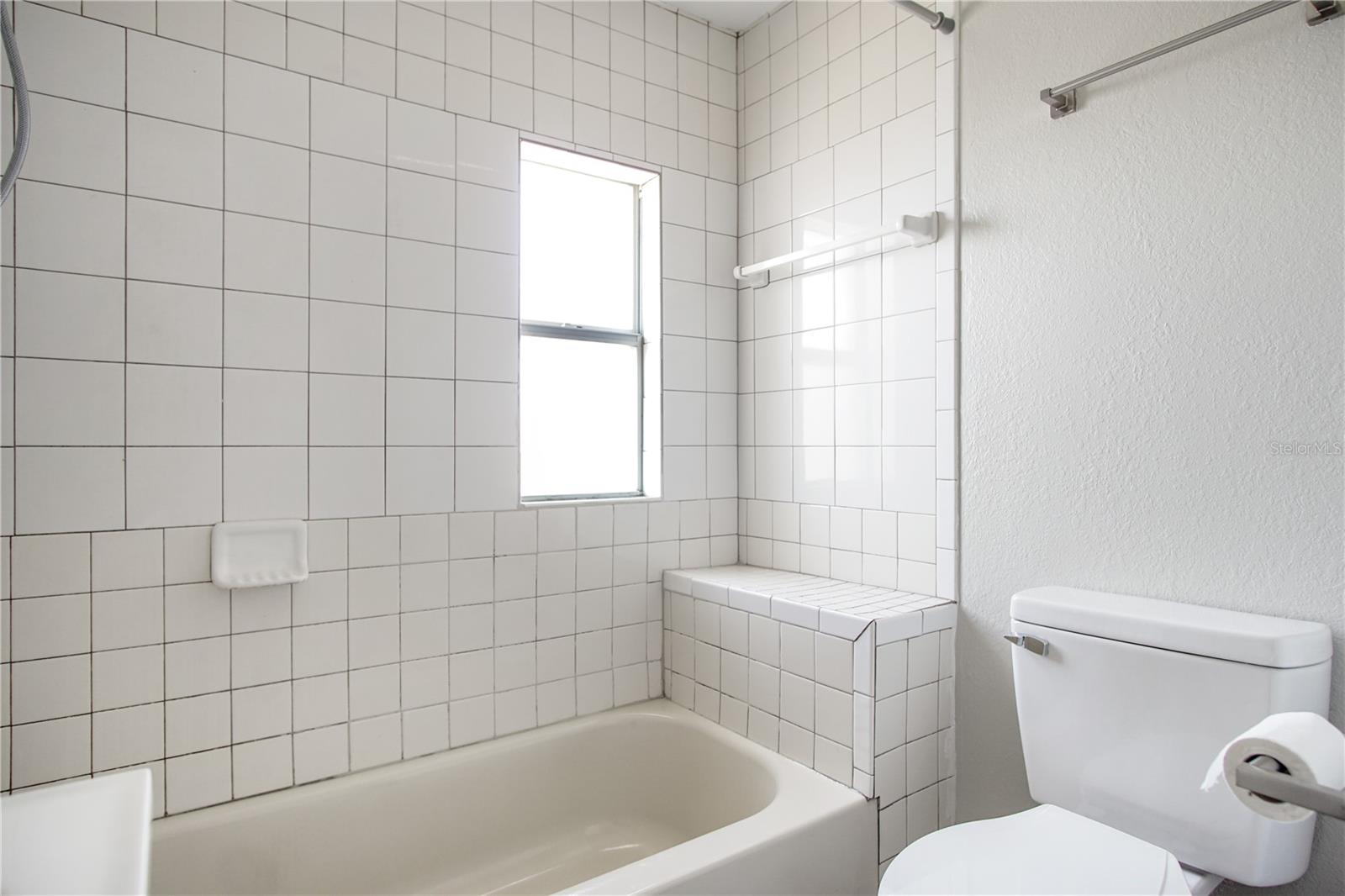 Image 13 of 20 For 1002 Avenue E 4