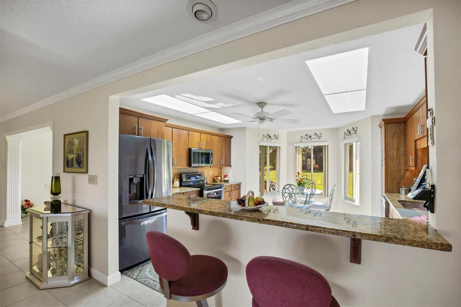 Image 14 of 58 For 517 Clubhouse Drive