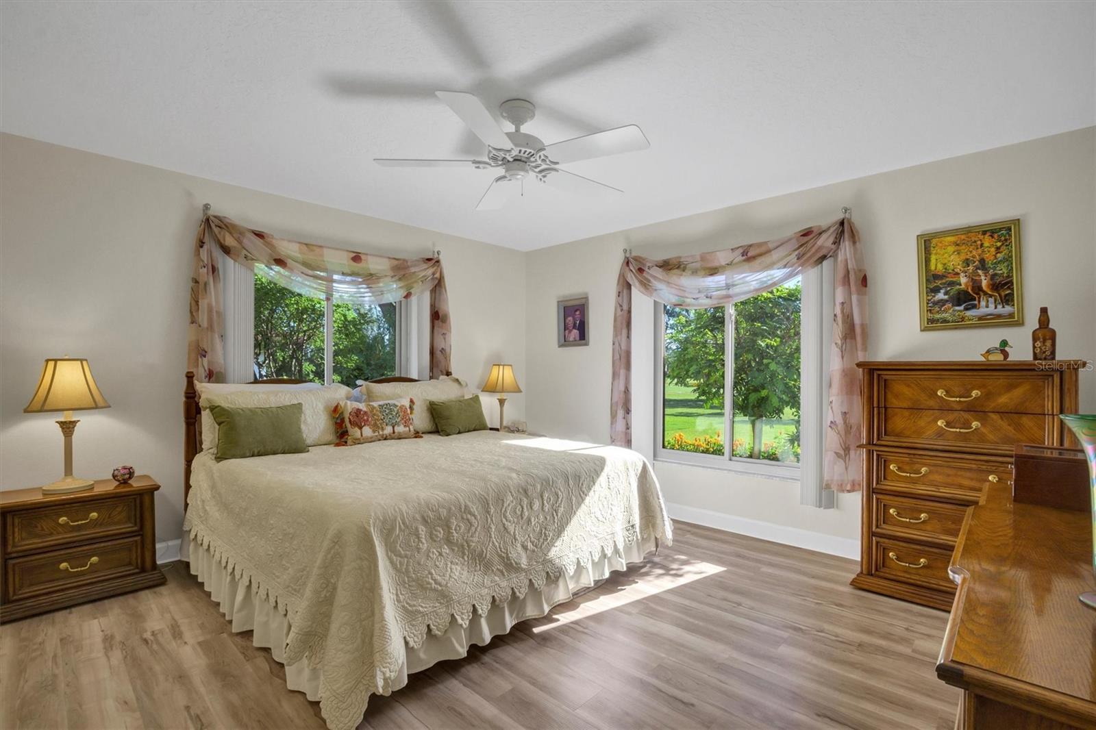 Image 23 of 58 For 517 Clubhouse Drive