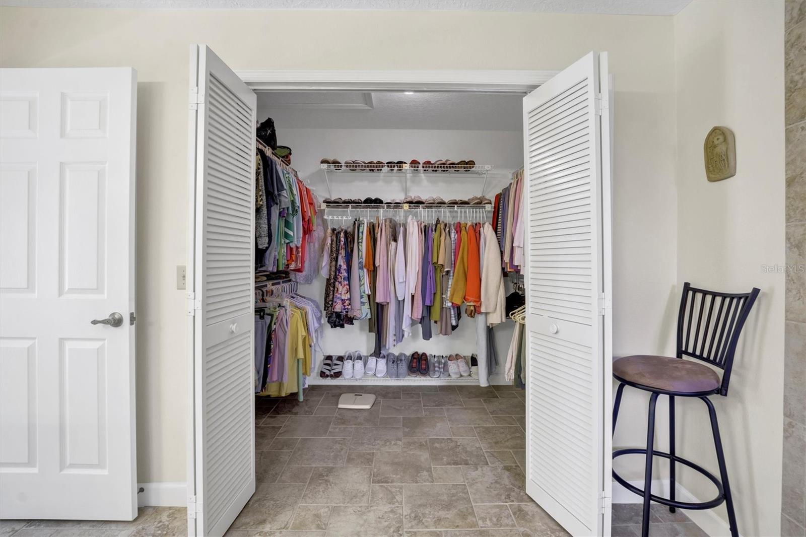 Image 28 of 58 For 517 Clubhouse Drive