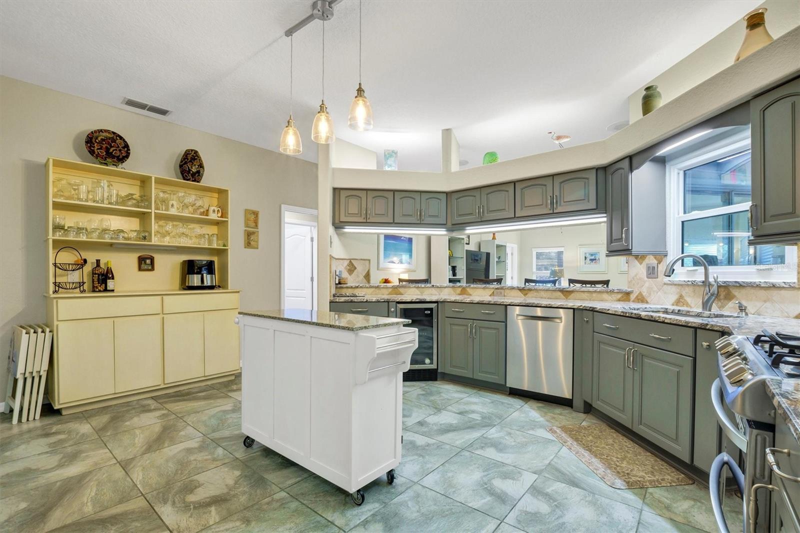 Image 19 of 82 For 2626 Eagle Court