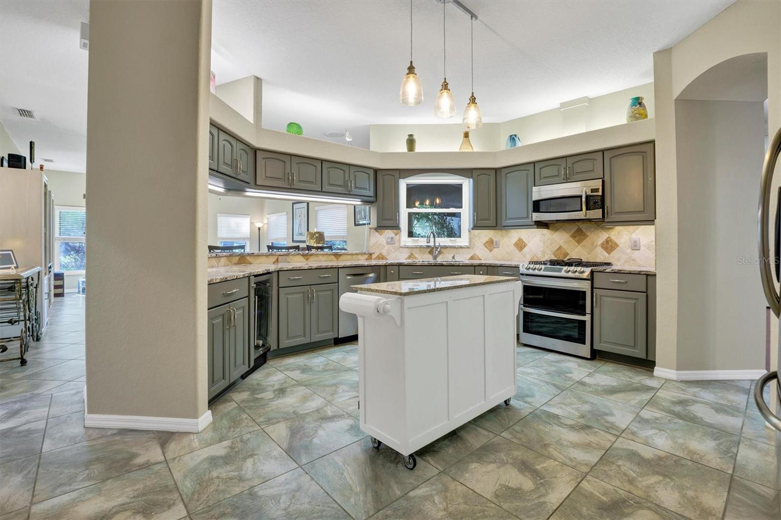 Image 21 of 82 For 2626 Eagle Court