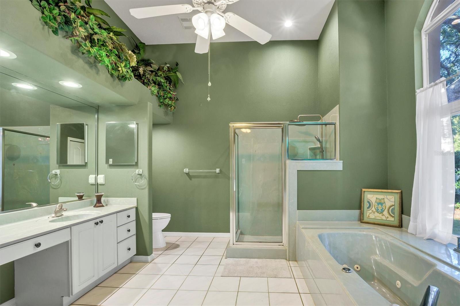 Image 32 of 82 For 2626 Eagle Court