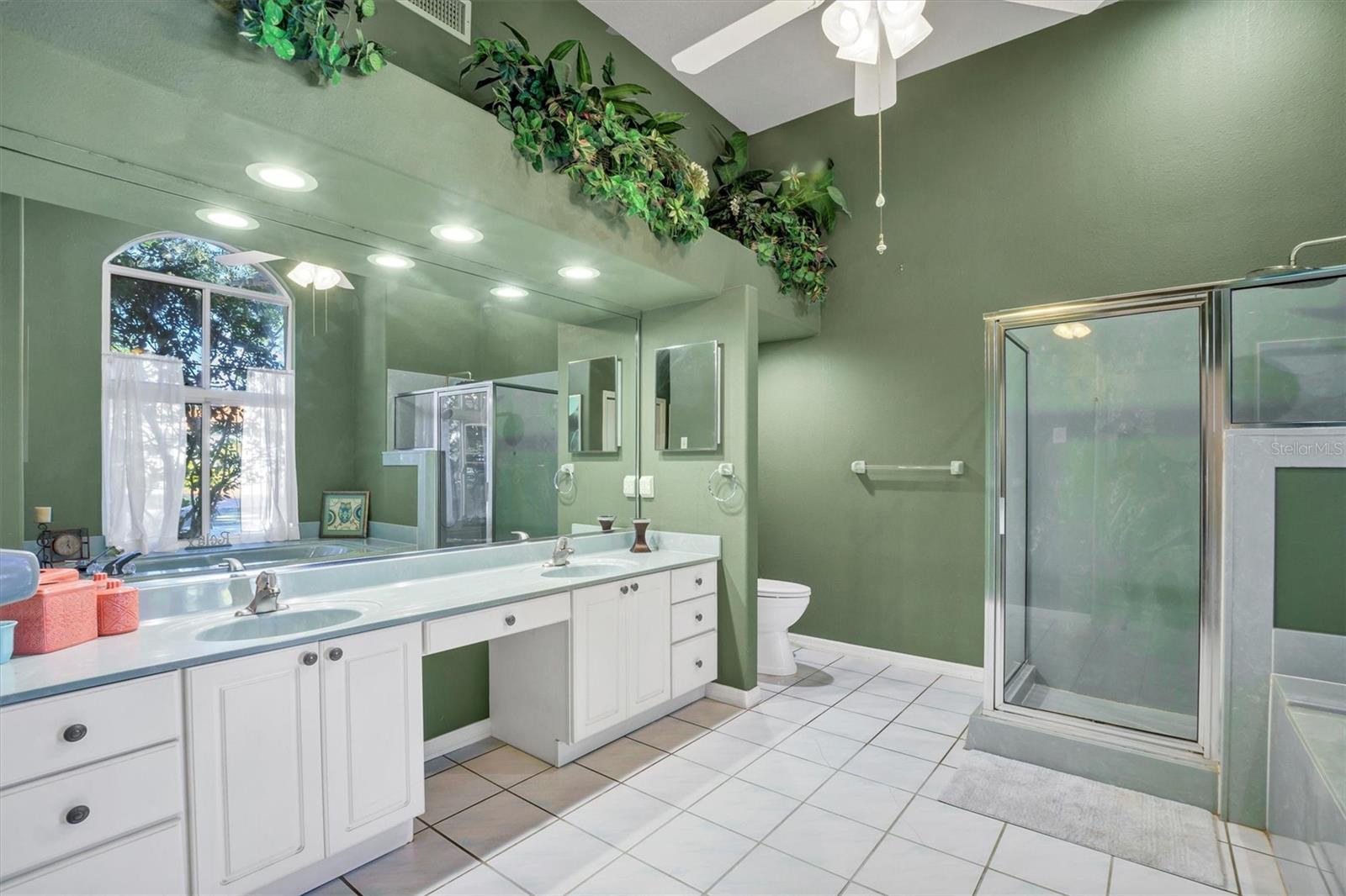 Image 33 of 82 For 2626 Eagle Court