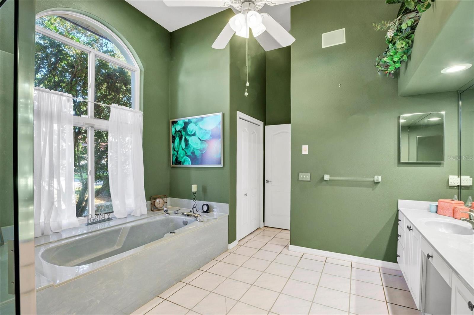 Image 34 of 82 For 2626 Eagle Court