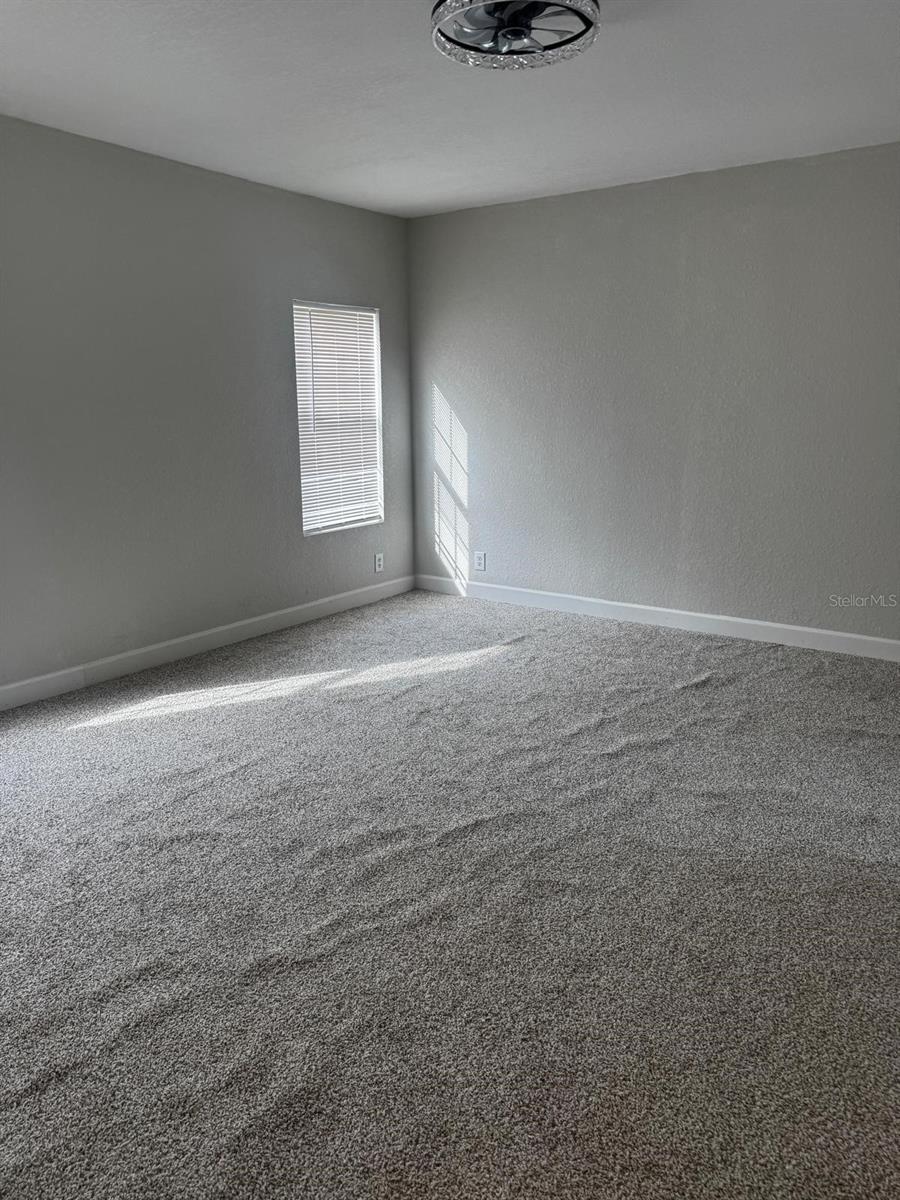 Image 16 of 17 For 2451 Stanton