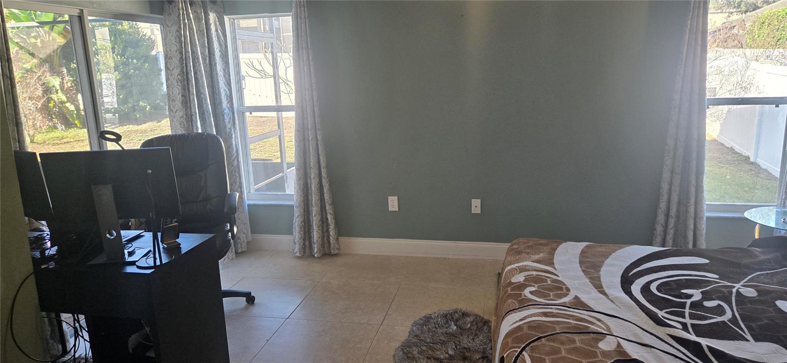 Image 10 of 24 For 303 Knightsbridge Circle