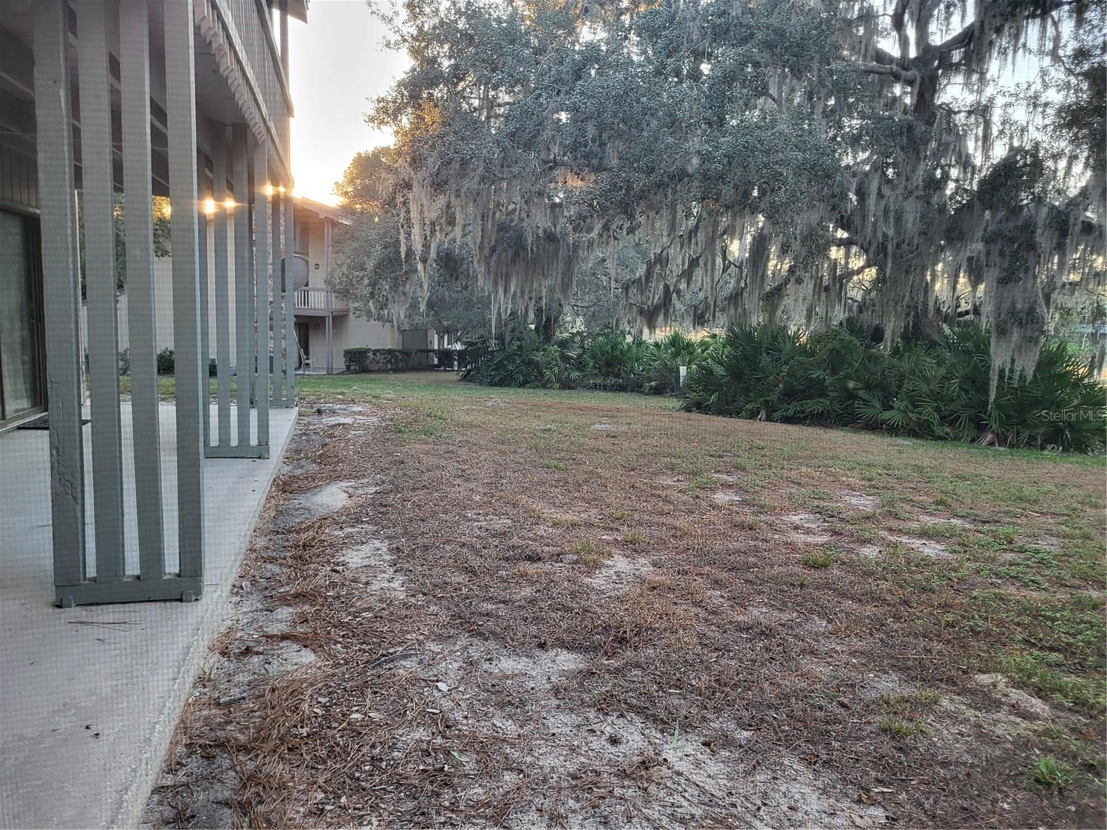 Image 16 of 17 For 3092 Camelot Drive 3092