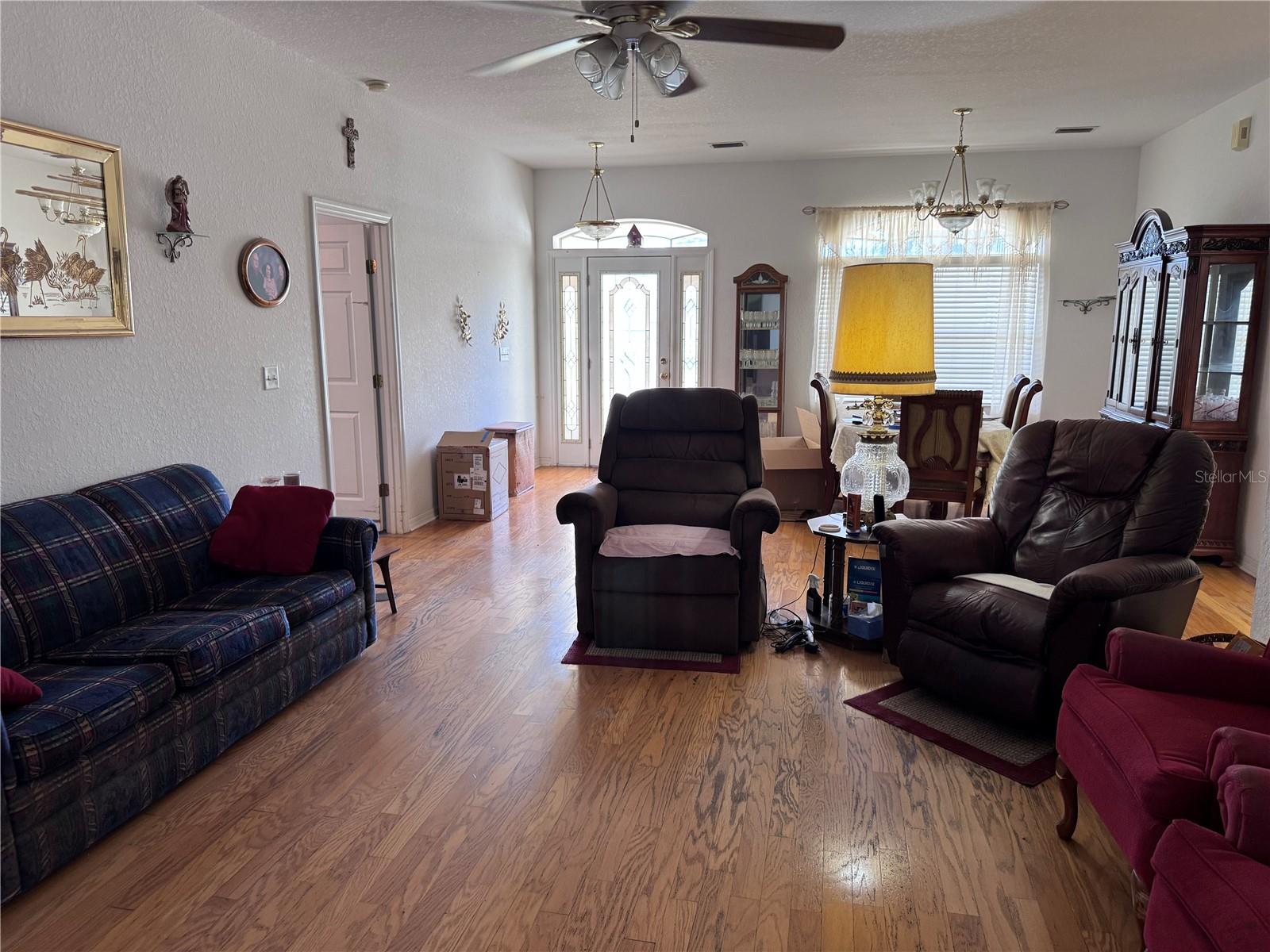 Image 5 of 26 For 119 Hawthorne Road