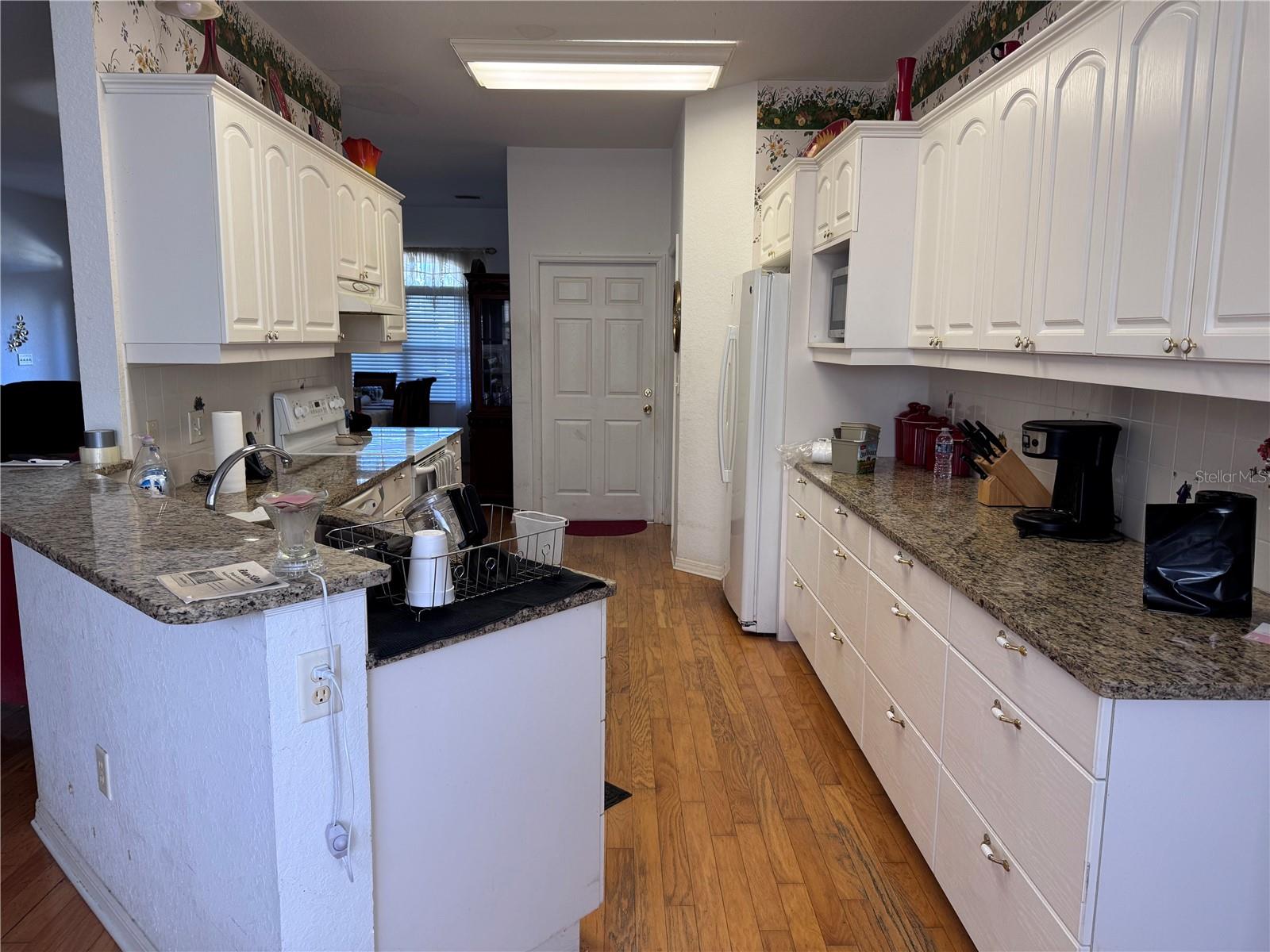 Image 8 of 26 For 119 Hawthorne Road