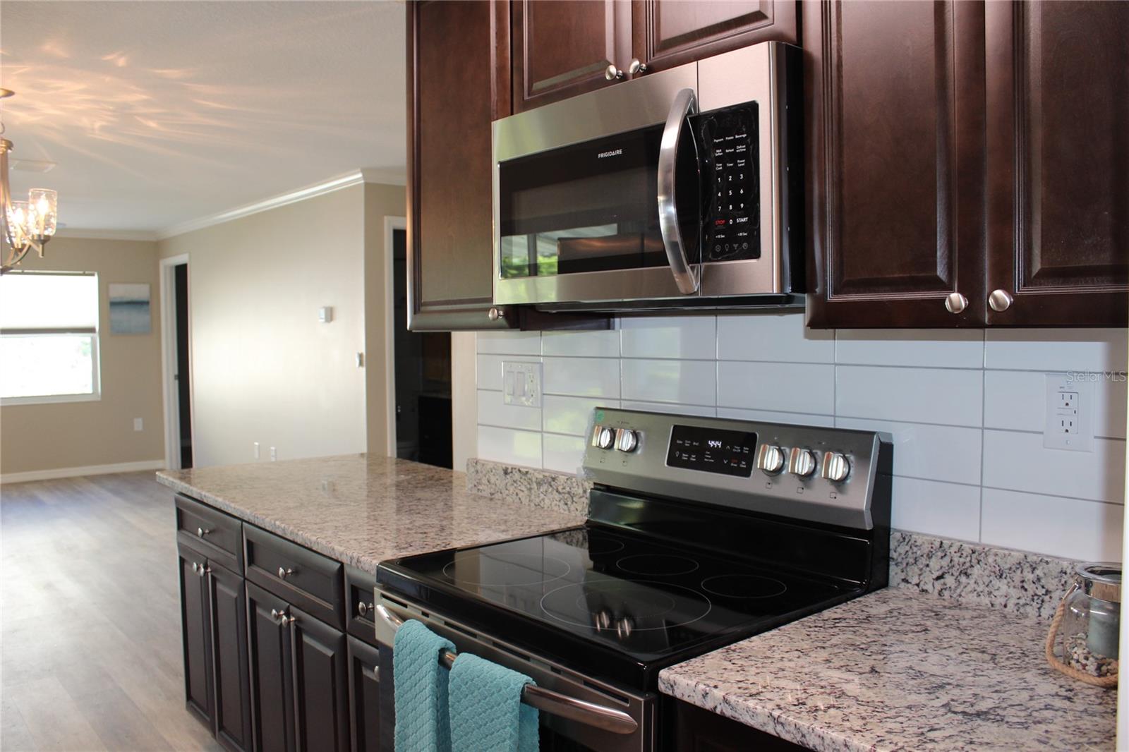 Image 10 of 34 For 1550 11th Street Ne B6