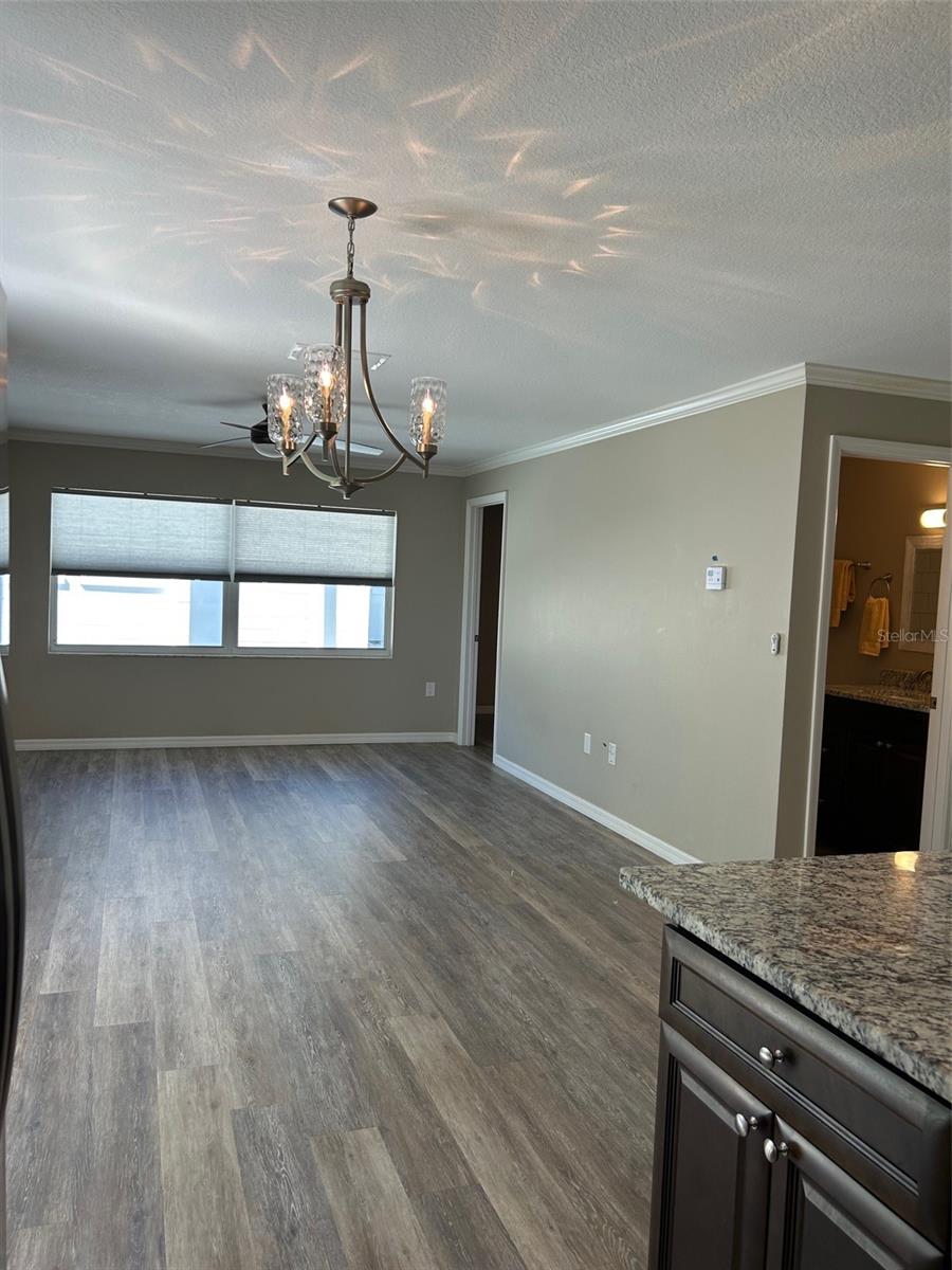 Image 15 of 34 For 1550 11th Street Ne B6