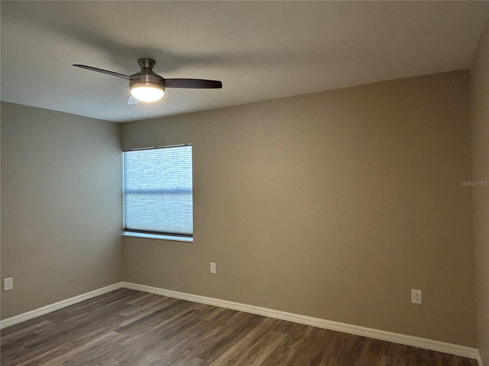 Image 24 of 34 For 1550 11th Street Ne B6