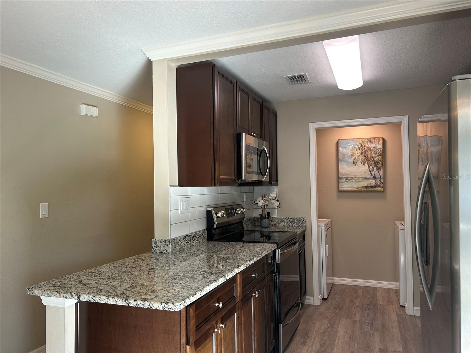 Image 31 of 34 For 1550 11th Street Ne B6