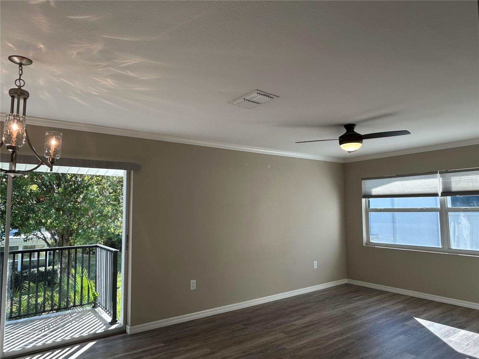 Image 33 of 34 For 1550 11th Street Ne B6