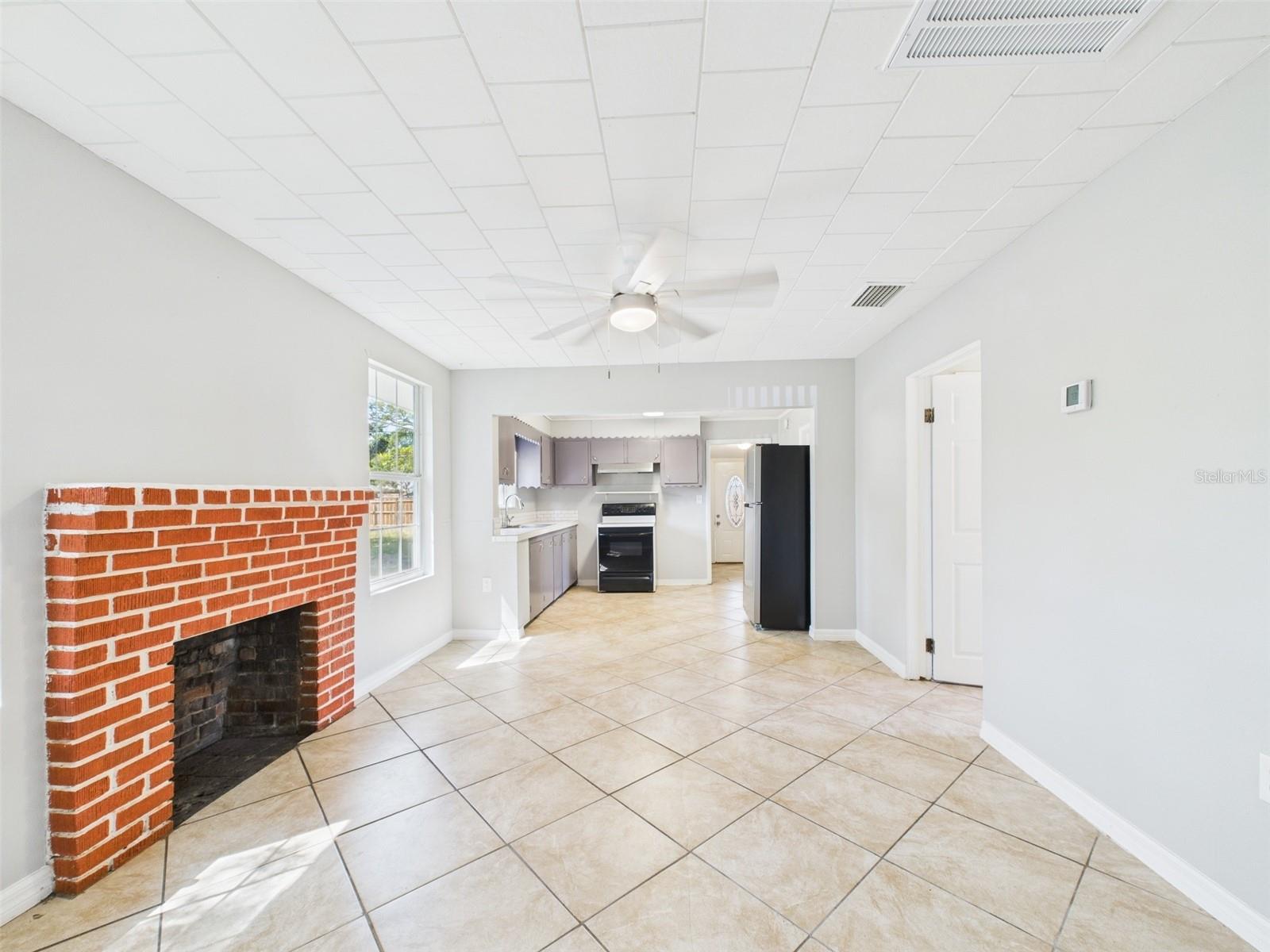 Image 13 of 84 For 348 Gordon Avenue