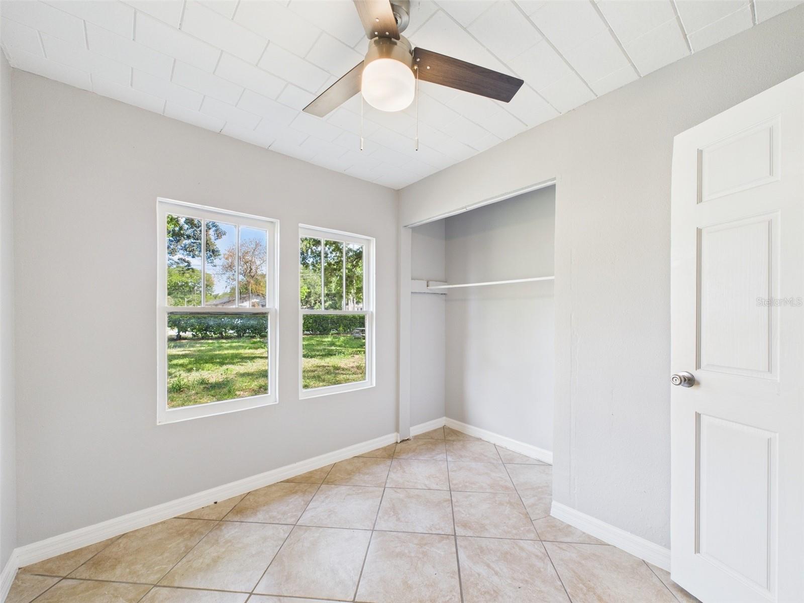 Image 29 of 84 For 348 Gordon Avenue