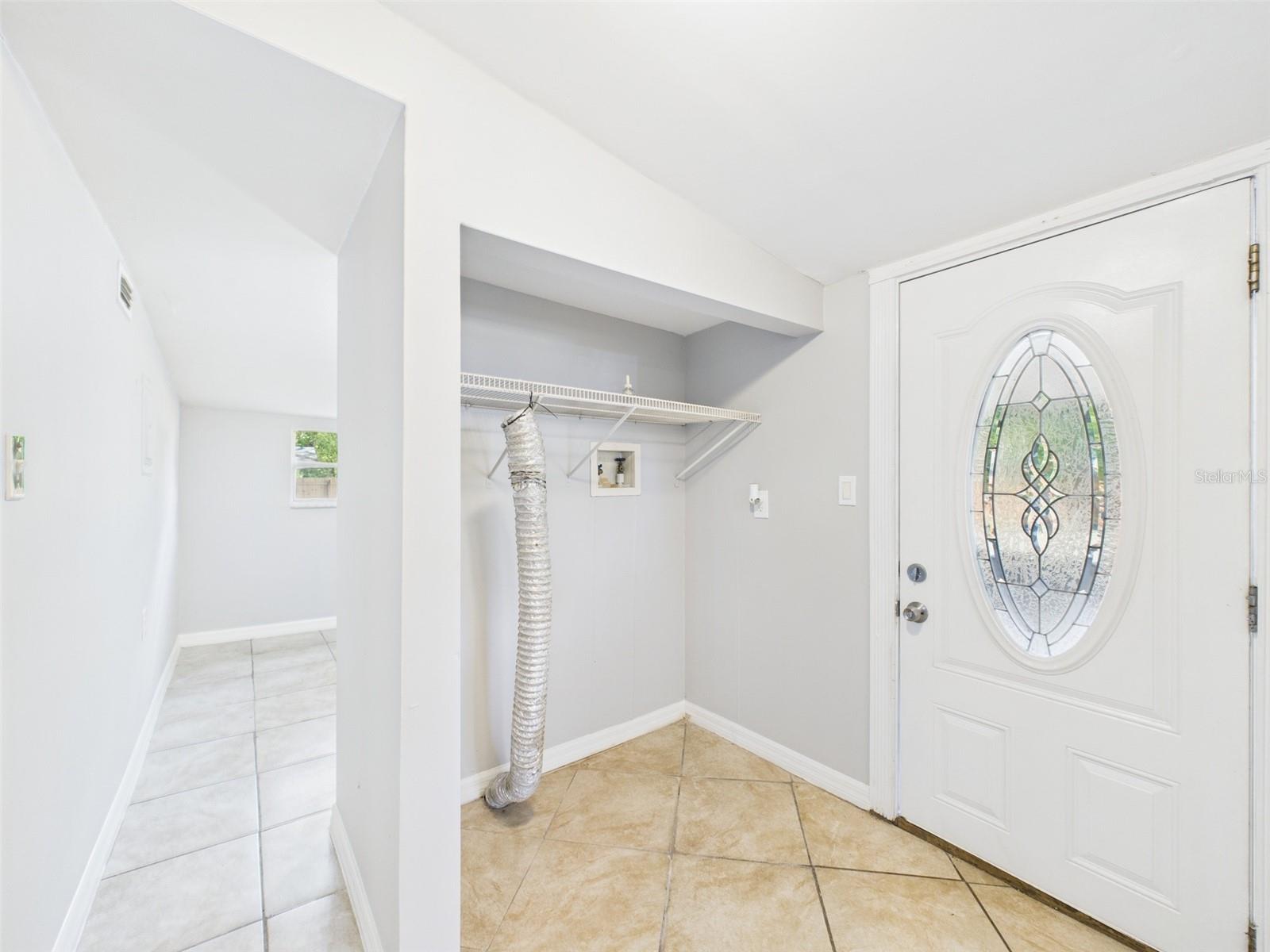 Image 33 of 84 For 348 Gordon Avenue