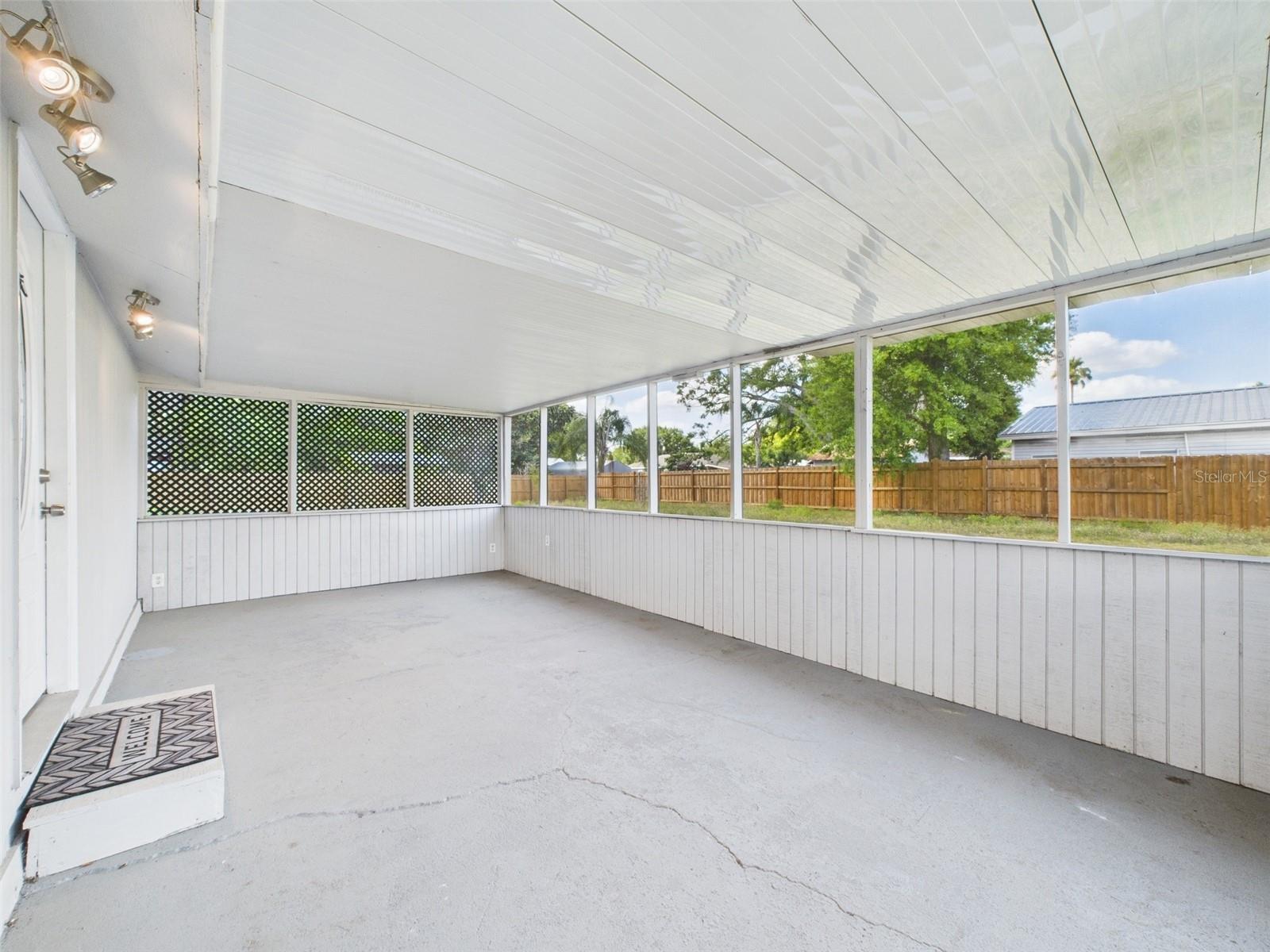 Image 50 of 84 For 348 Gordon Avenue