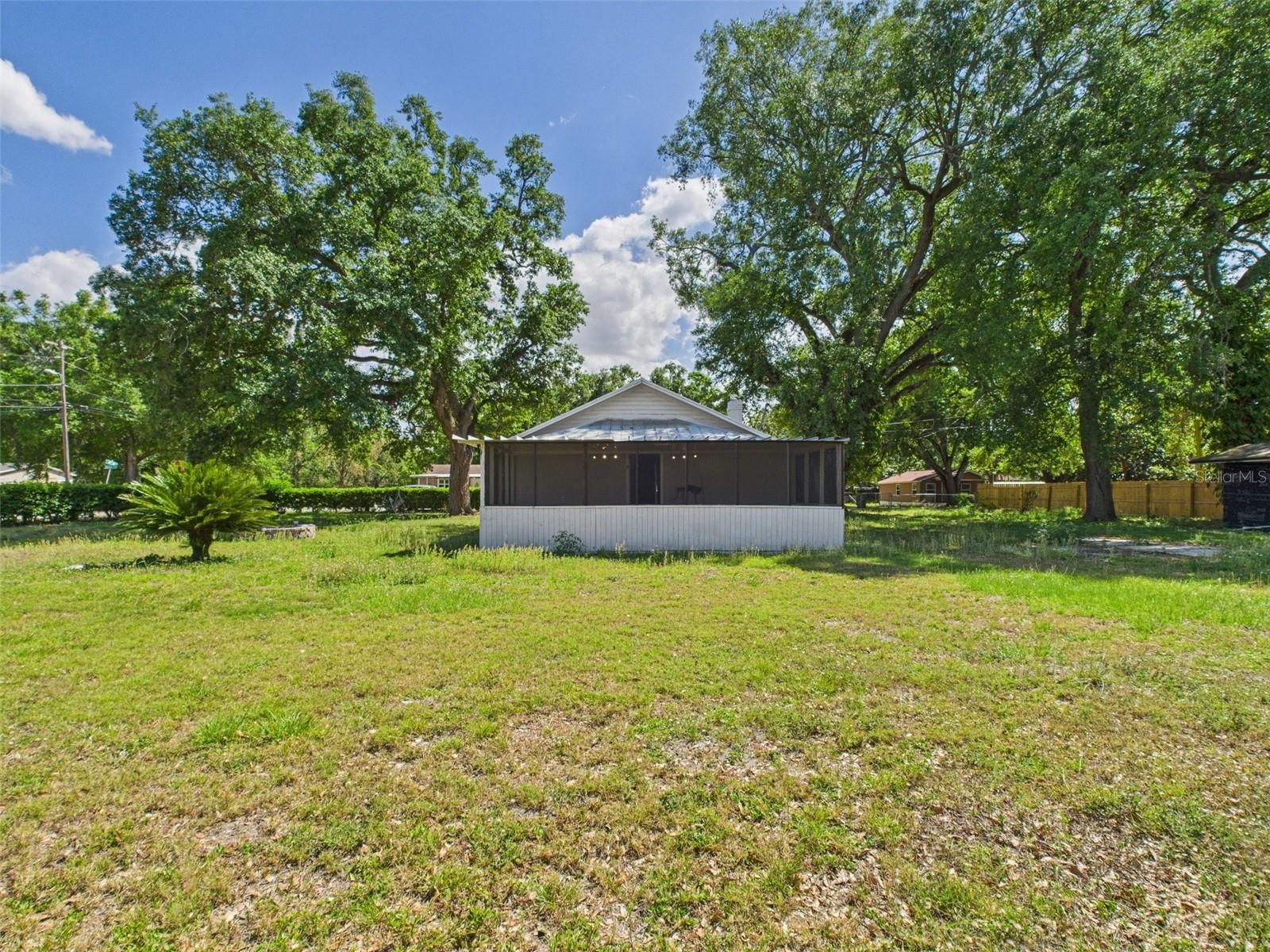 Image 75 of 84 For 348 Gordon Avenue