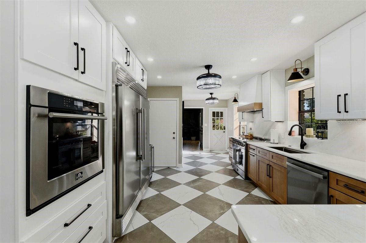 Image 25 of 68 For 1825 Clubhouse Road