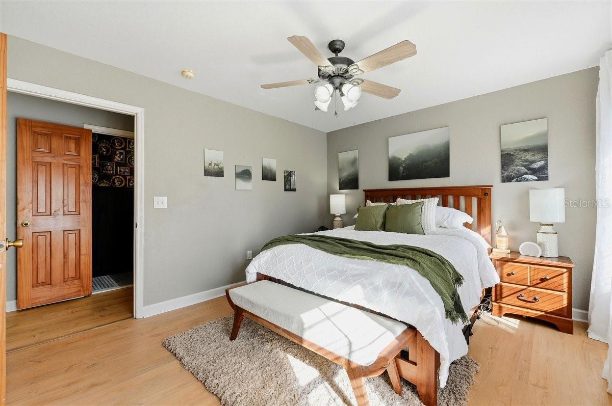 Image 29 of 68 For 1825 Clubhouse Road