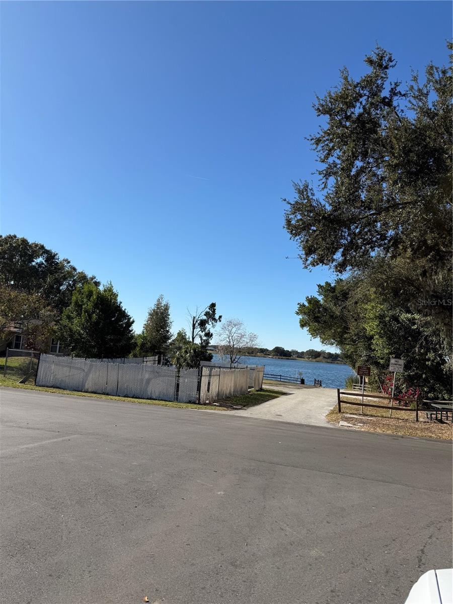 Image 5 of 7 For 405 Hickory Lane