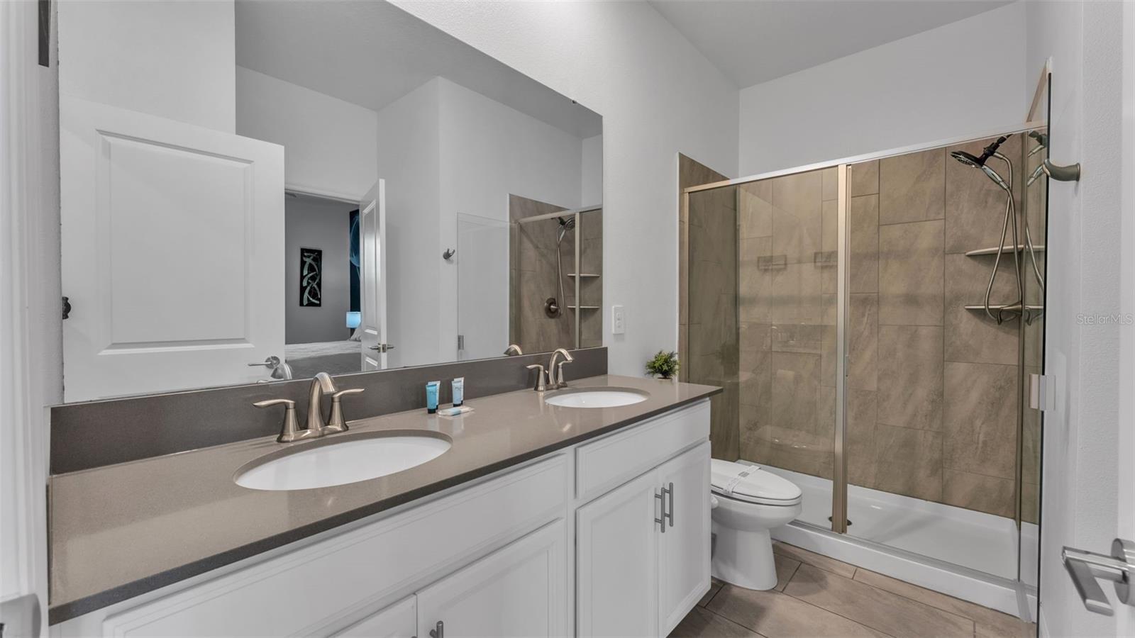 Image 16 of 64 For 9238 Sommerset Hills Drive