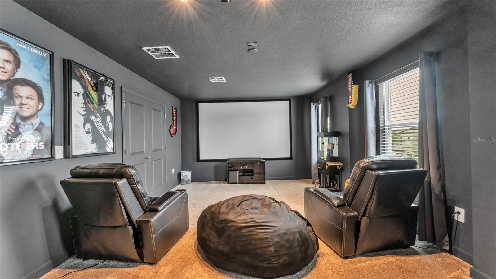 Image 18 of 64 For 9238 Sommerset Hills Drive