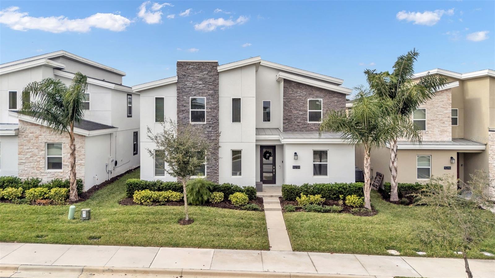 Image 2 of 64 For 9238 Sommerset Hills Drive