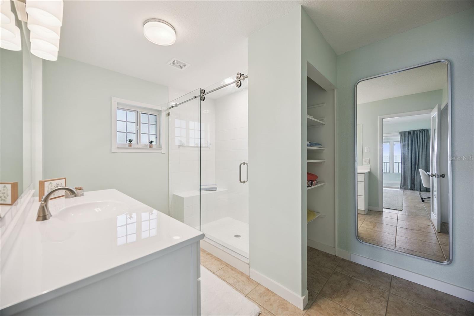 Image 21 of 49 For 1280 Crooked Lake Drive