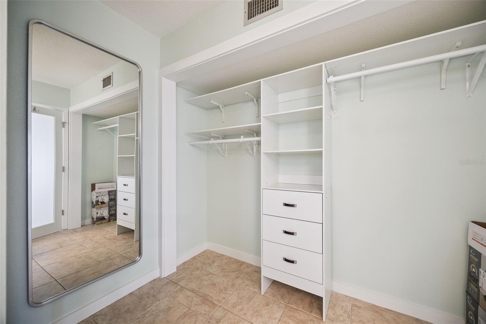 Image 22 of 49 For 1280 Crooked Lake Drive