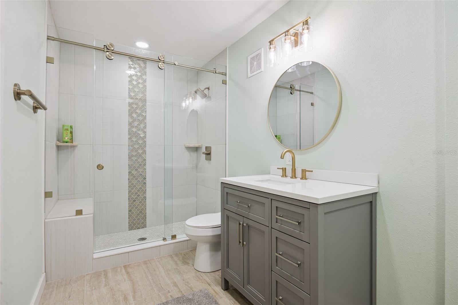 Image 25 of 49 For 1280 Crooked Lake Drive