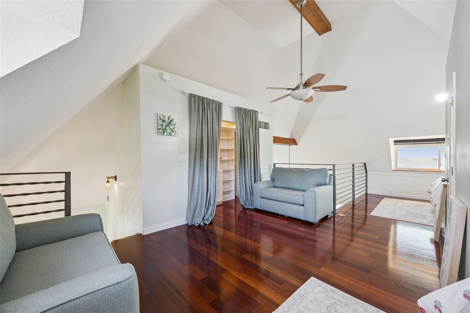 Image 27 of 49 For 1280 Crooked Lake Drive