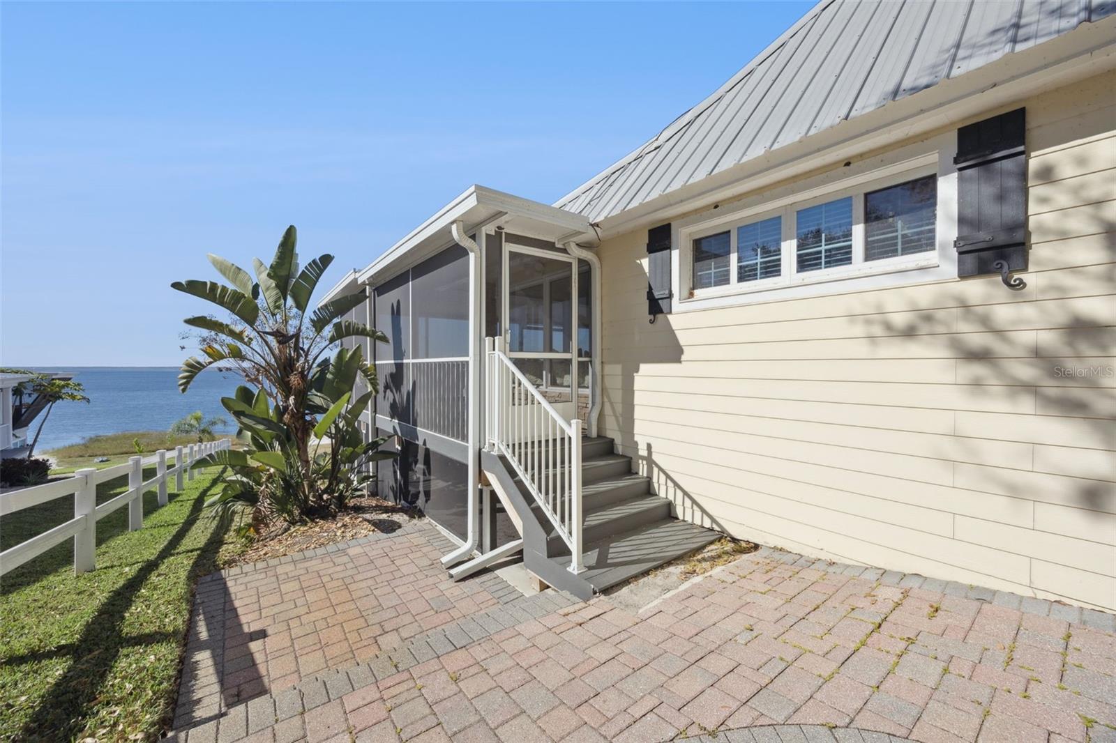 Image 36 of 49 For 1280 Crooked Lake Drive