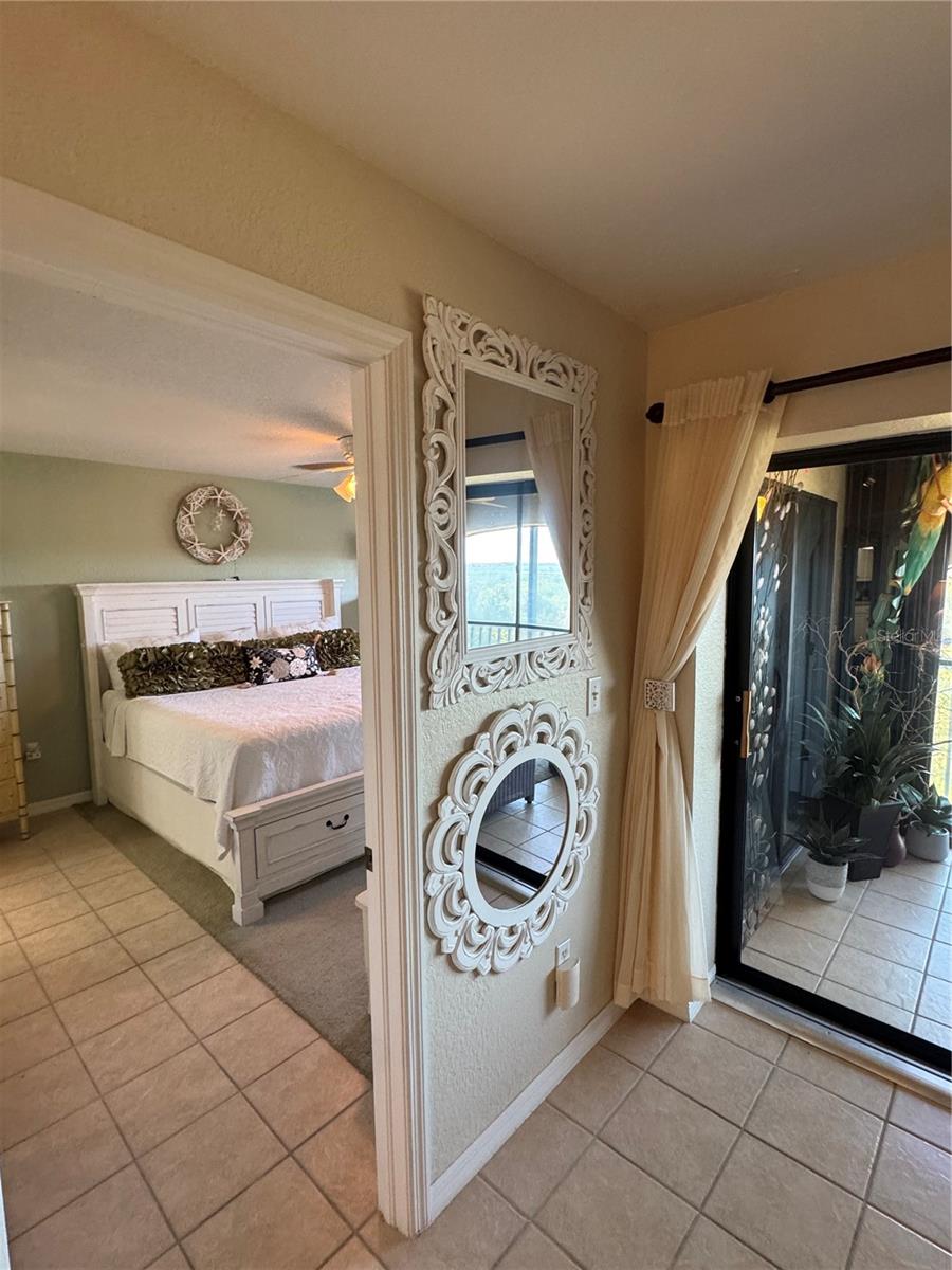 Image 31 of 61 For 23465 Harborview Road 244