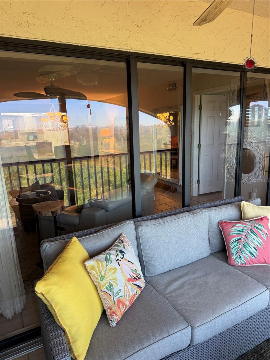 Image 38 of 61 For 23465 Harborview Road 244