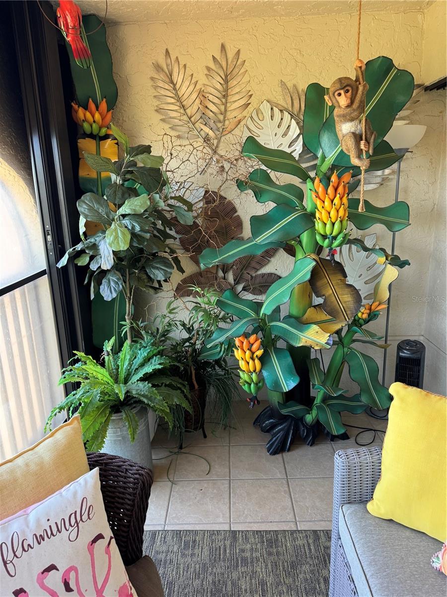 Image 39 of 61 For 23465 Harborview Road 244