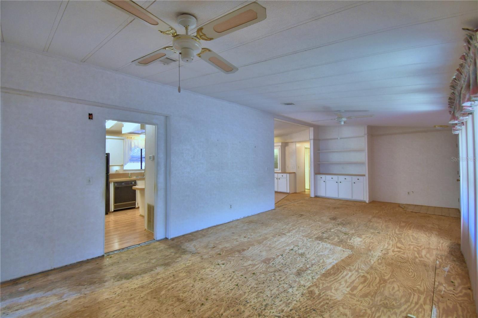 Image 22 of 67 For 4319 Cherrywood Street