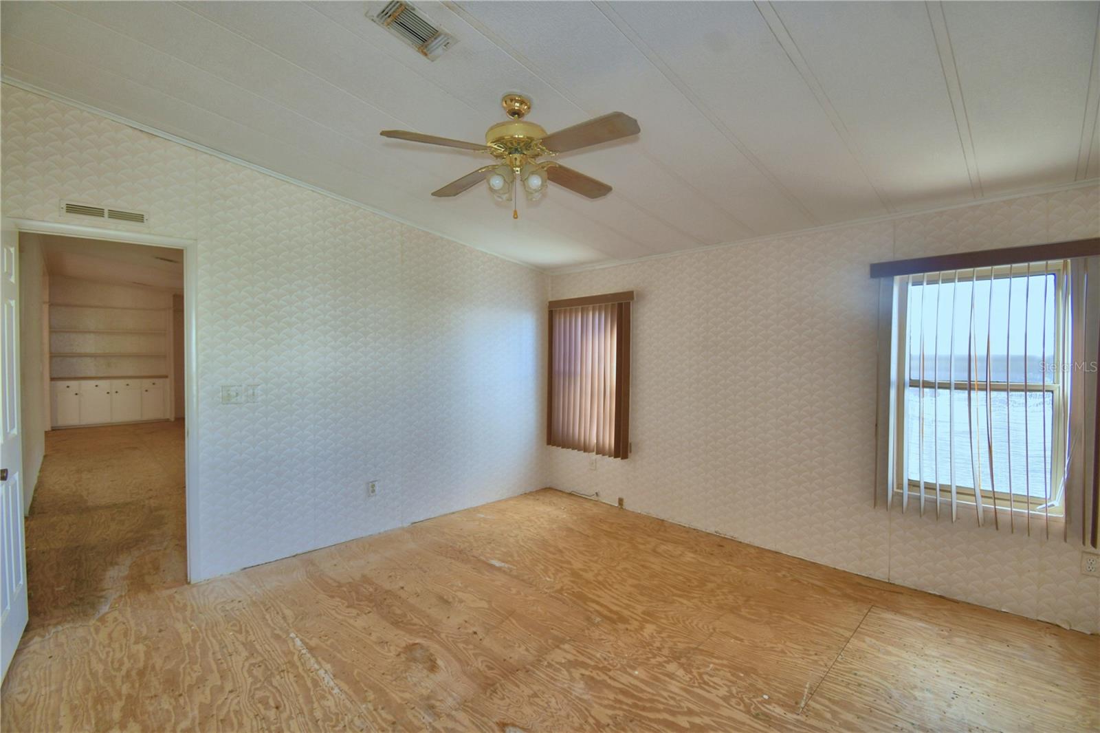 Image 35 of 67 For 4319 Cherrywood Street